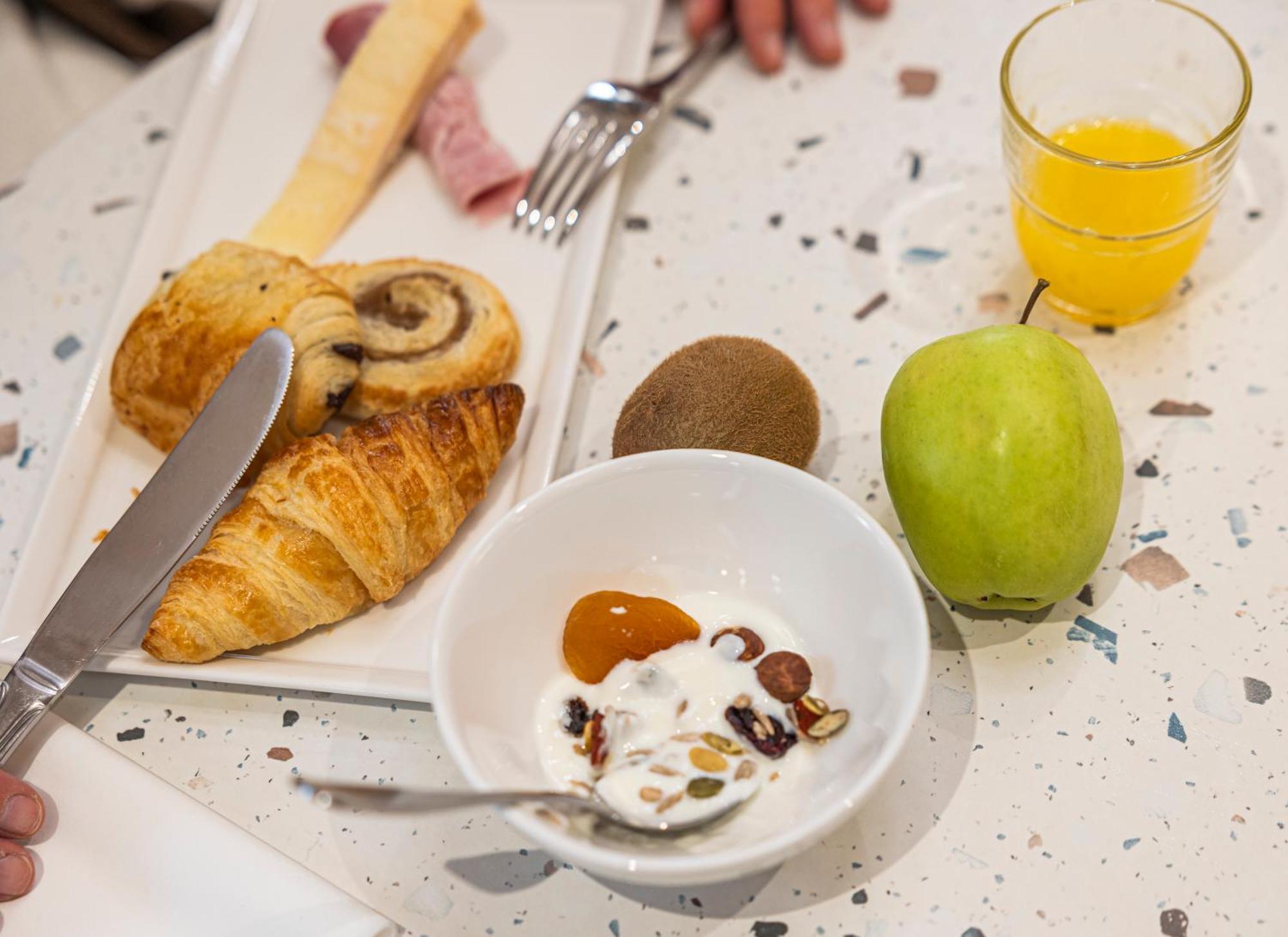 Hotel Ibis Styles Pontivy Centre Bretagne Esterno foto