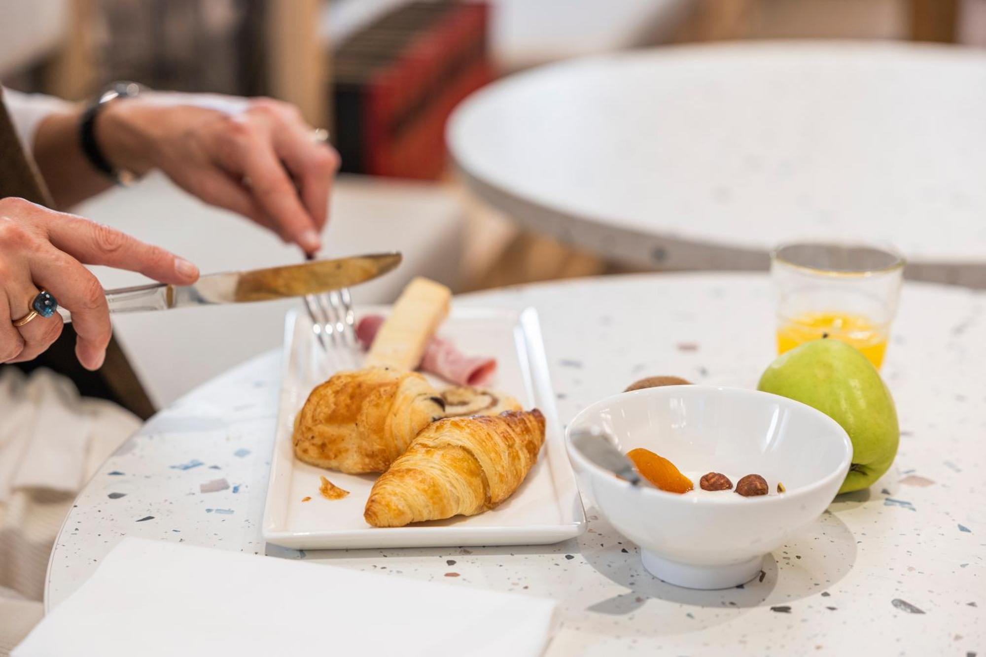 Hotel Ibis Styles Pontivy Centre Bretagne Esterno foto