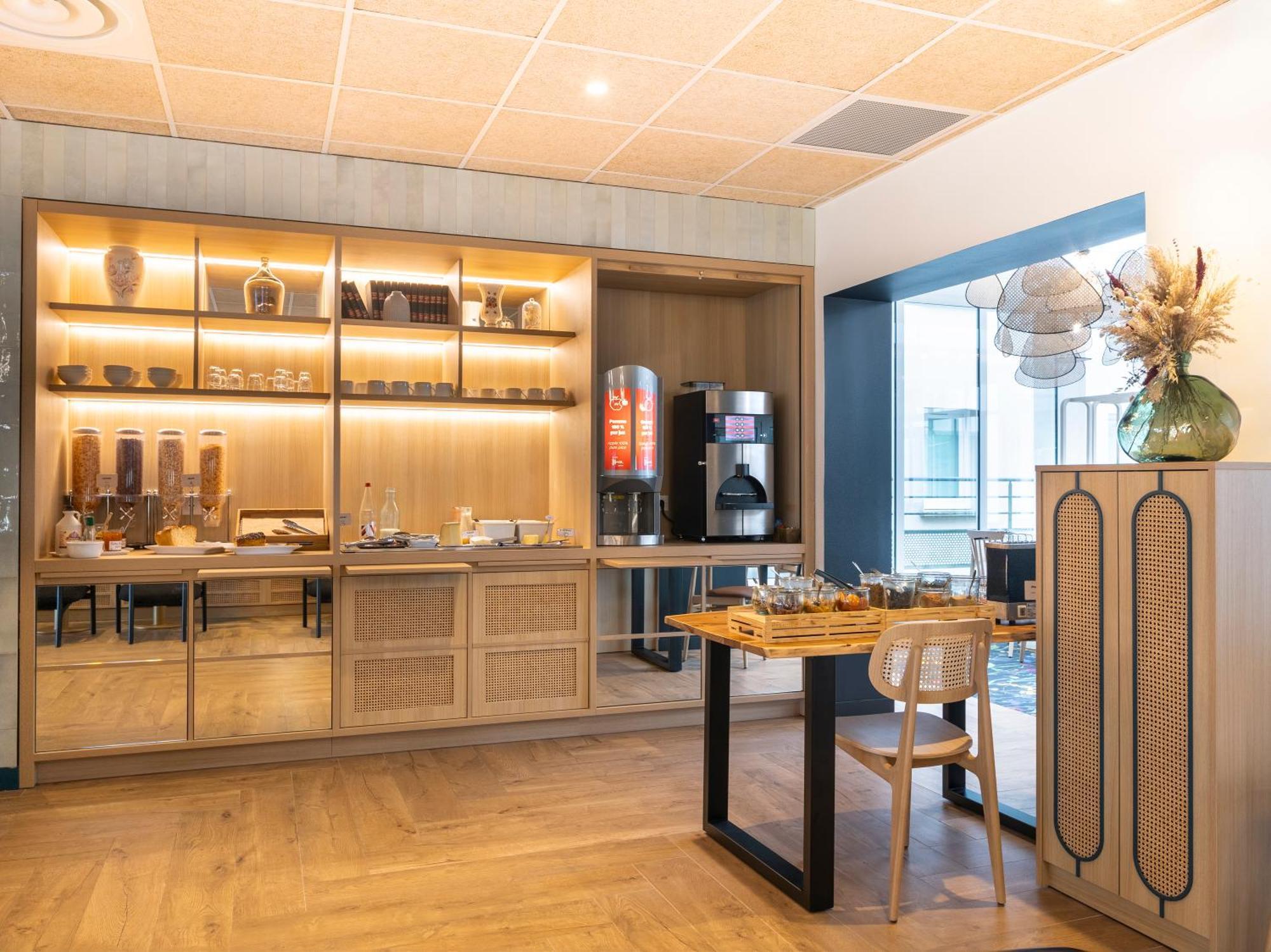 Hotel Ibis Styles Pontivy Centre Bretagne Esterno foto