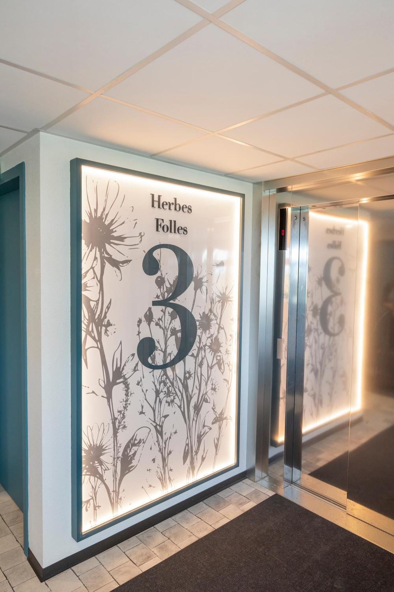 Hotel Ibis Styles Pontivy Centre Bretagne Esterno foto