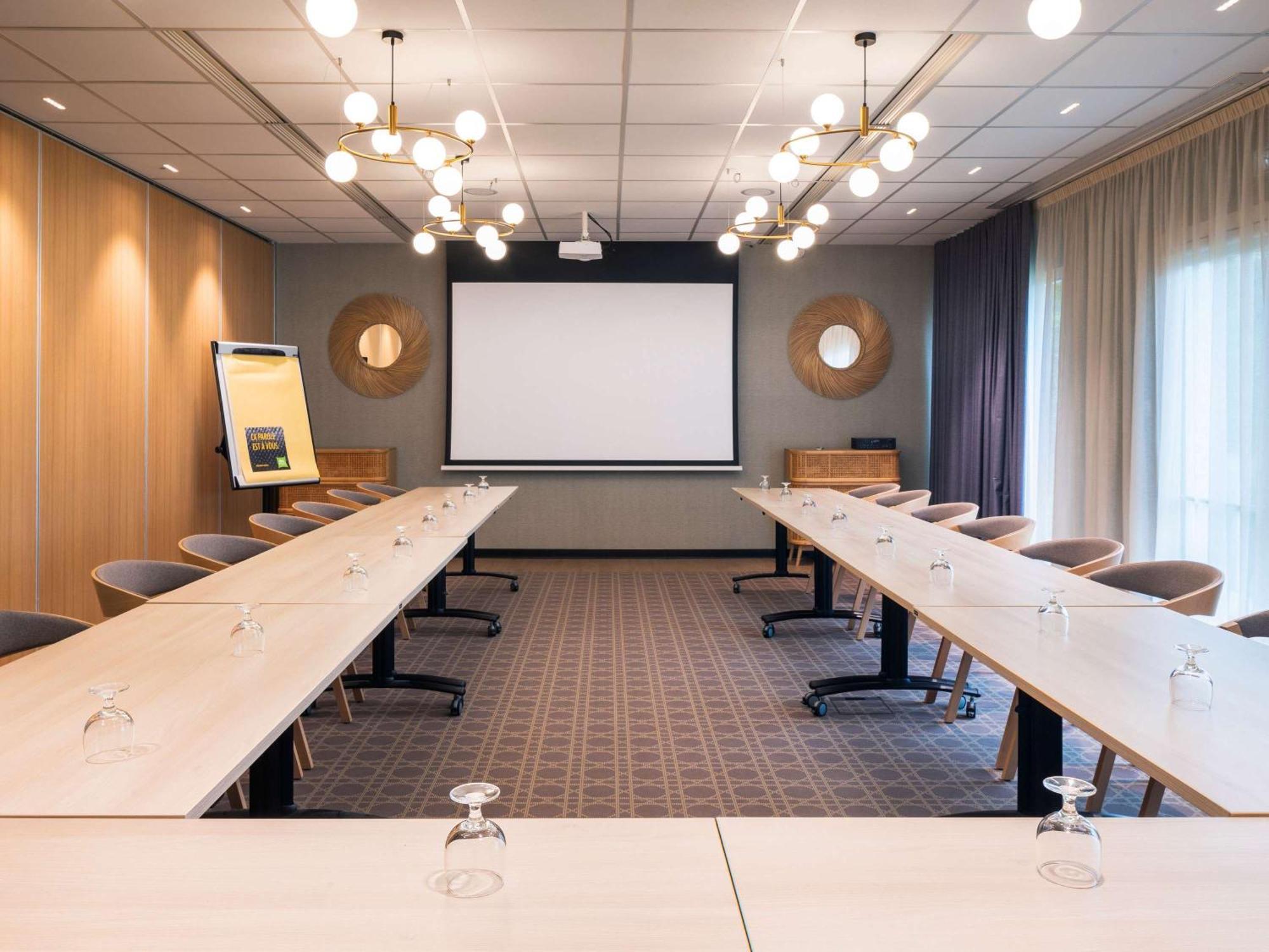 Hotel Ibis Styles Pontivy Centre Bretagne Esterno foto