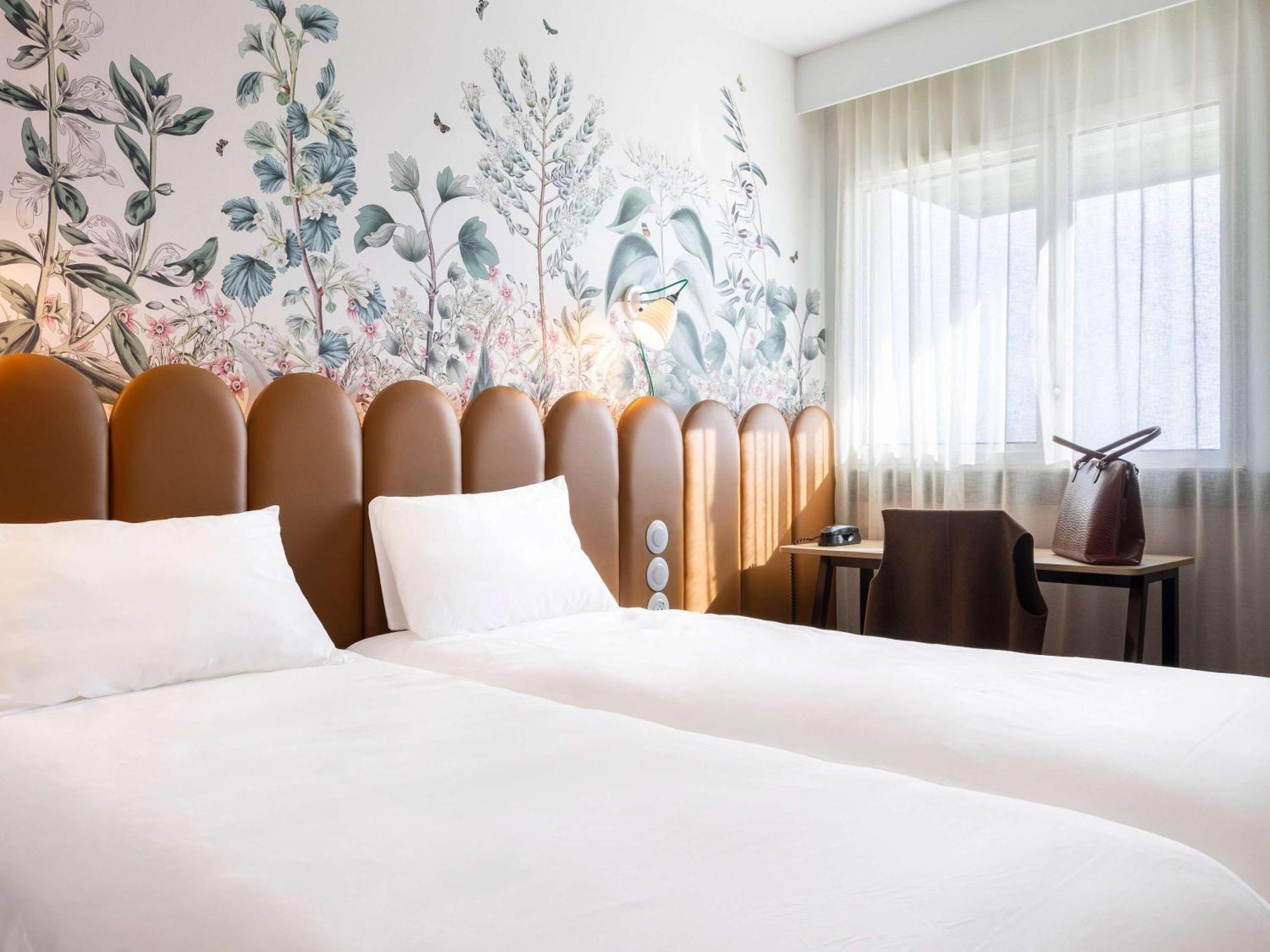 Hotel Ibis Styles Pontivy Centre Bretagne Esterno foto
