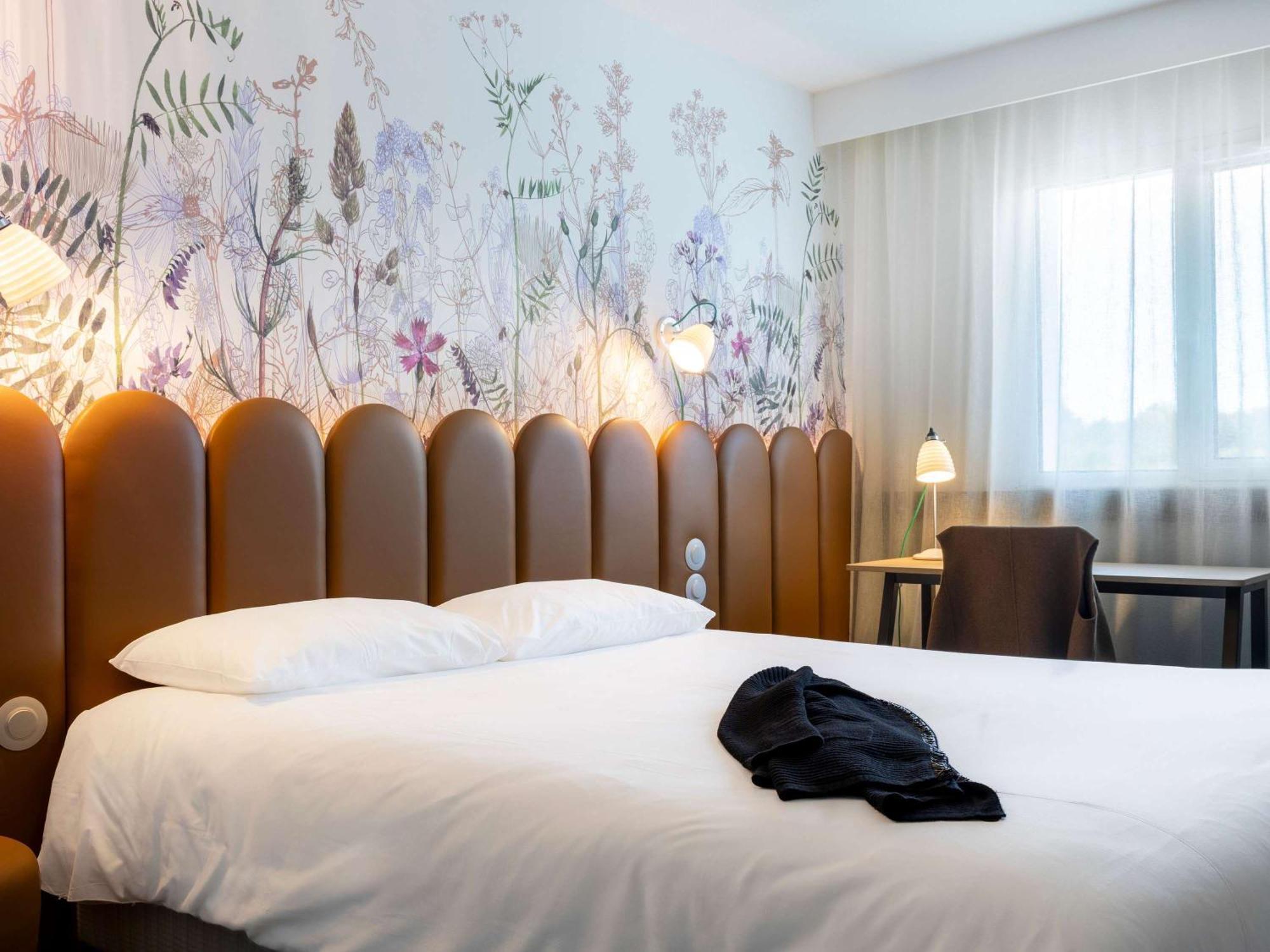 Hotel Ibis Styles Pontivy Centre Bretagne Esterno foto